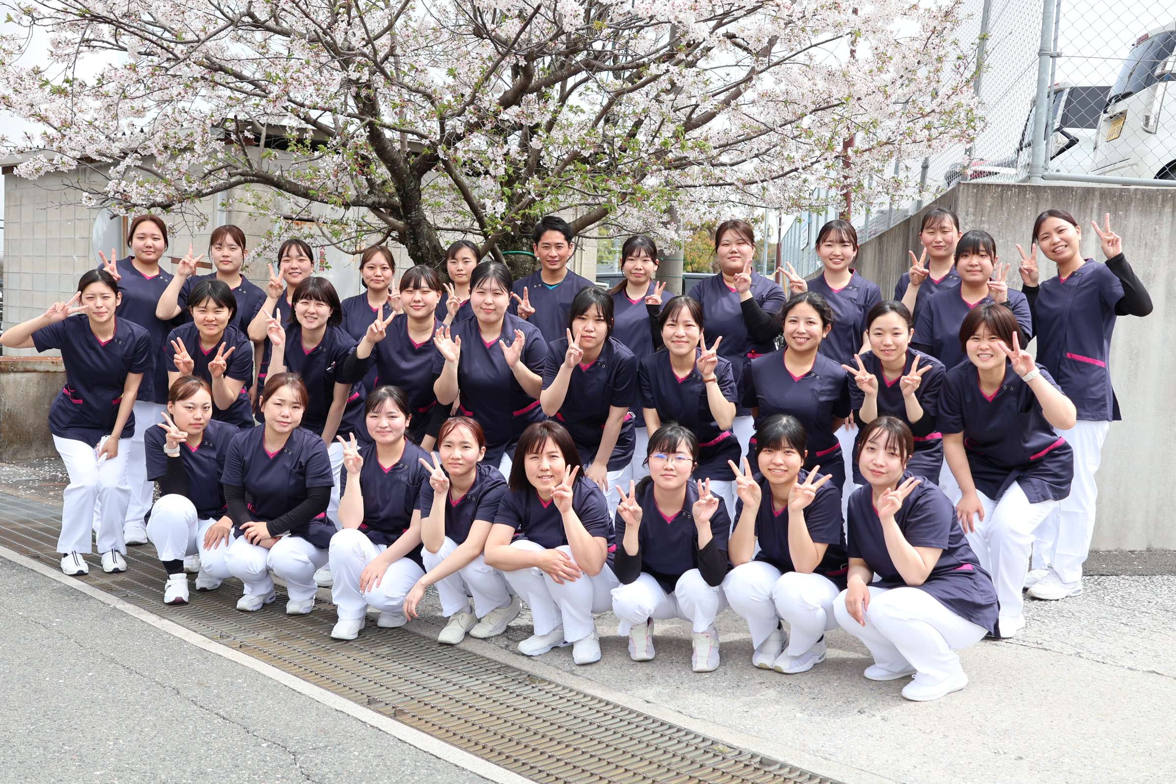 2026年4月に入職した看護師の集合写真です♪