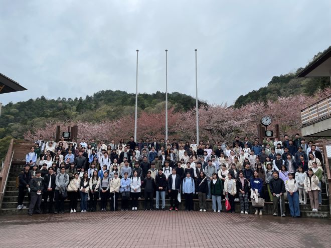 新人外部研修集合写真