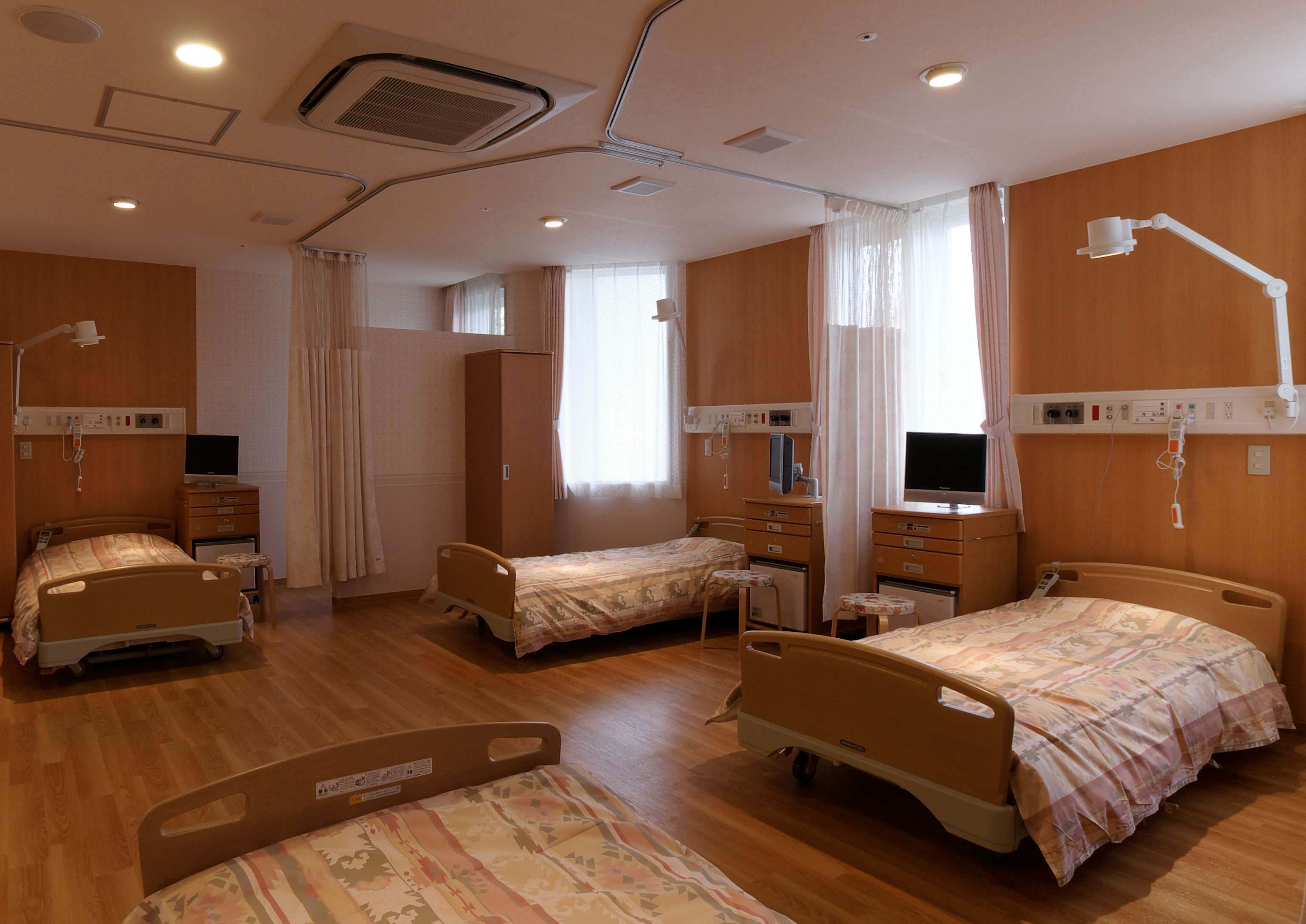 病棟(大部屋)の写真です