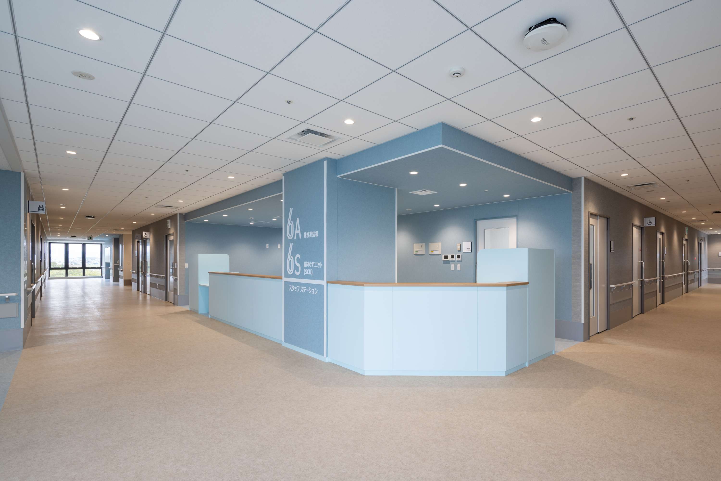 病棟ナースステーション