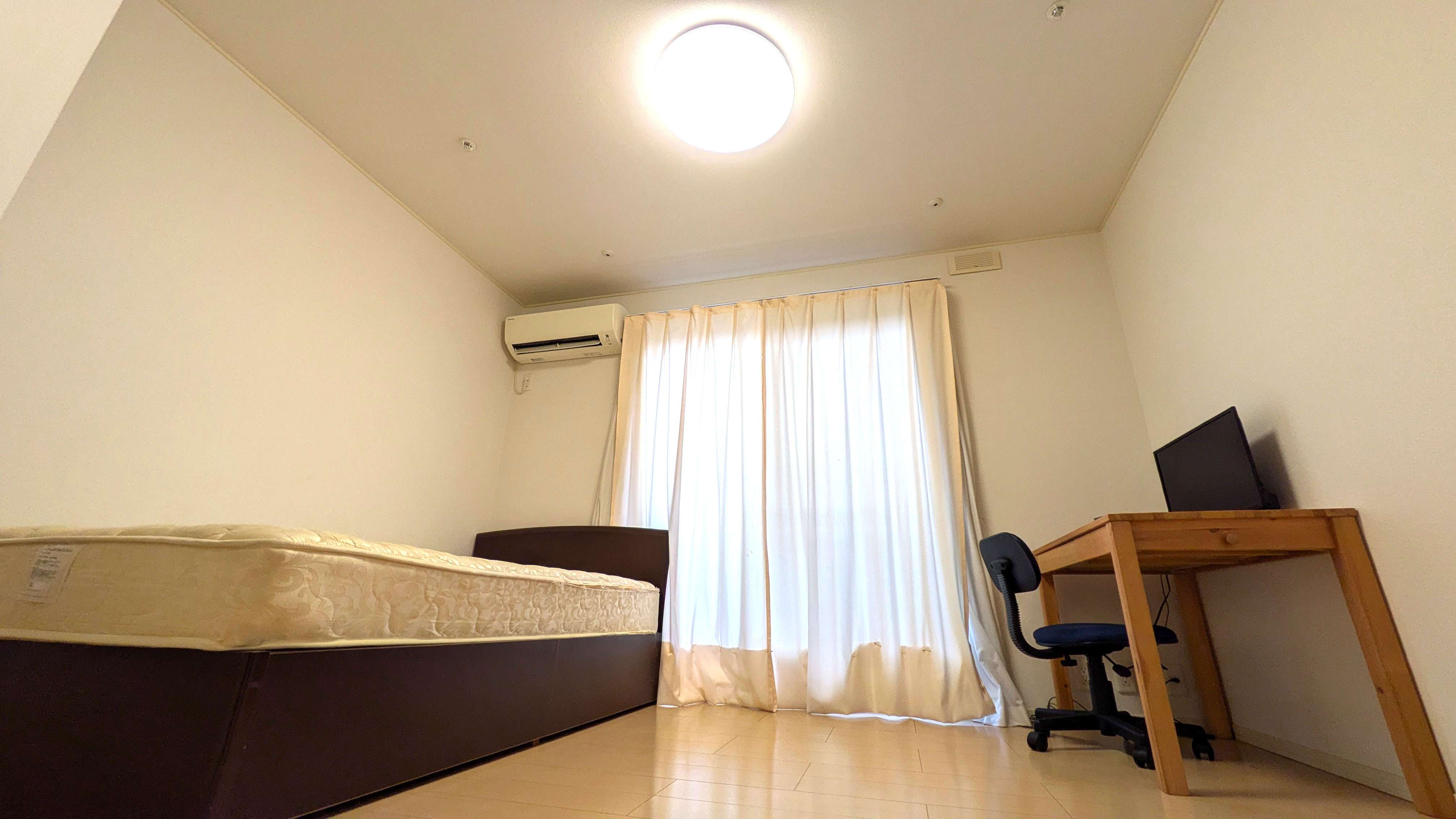 家賃は28,000円になります。