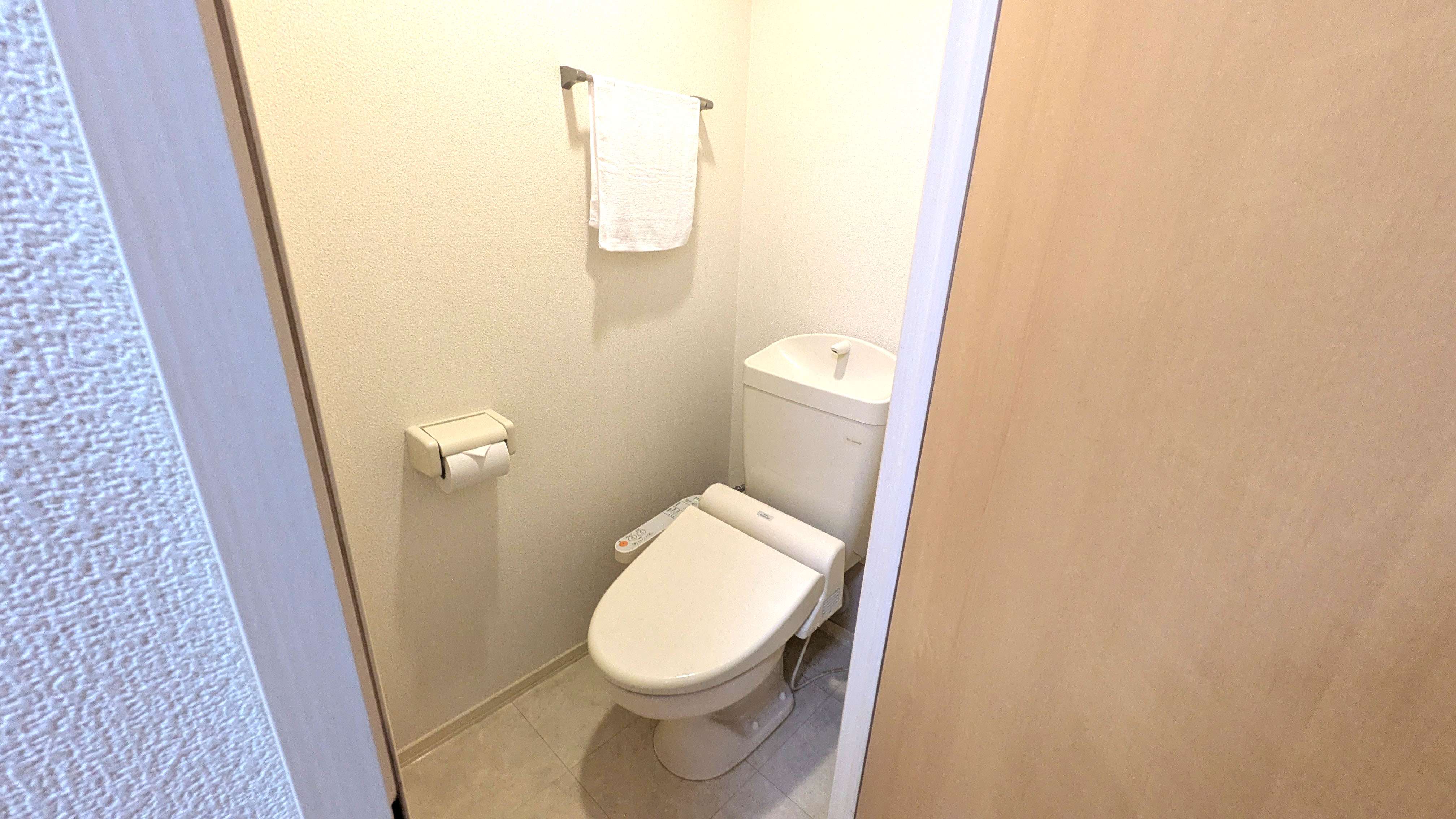 ウォシュレットがついています。