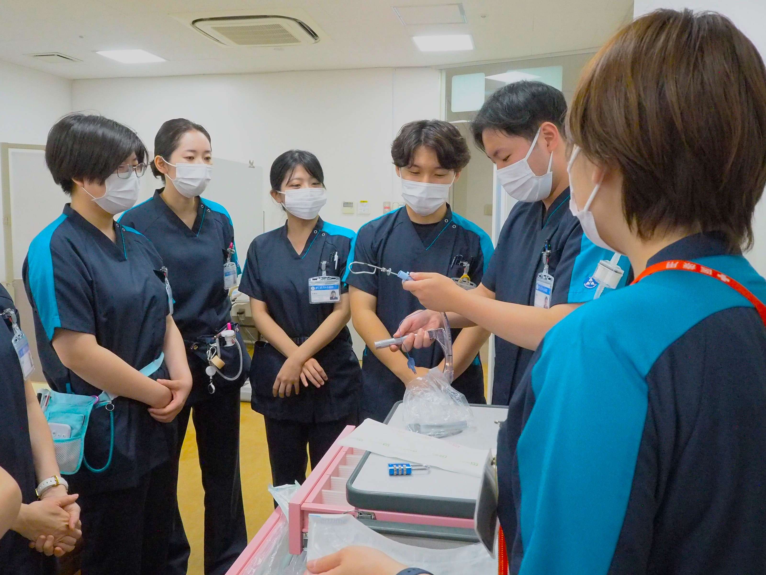 新人研修：<実習編>一人ひとりに丁寧な新人研修を心掛けています。